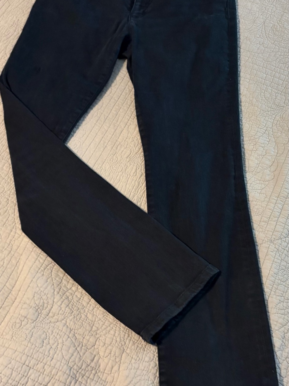 Ralph Lauren Women's Black Straight-Leg Jeans size 10. Very good condition.